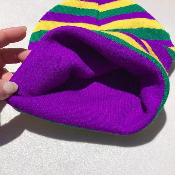 NOLA Mardi Gras Color Knit Beanie NWOT - Picture 2 of 4